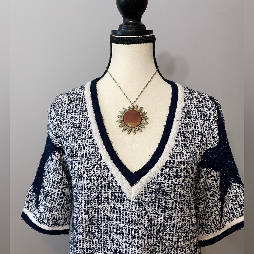 NEERA Made in 🇮🇹 cotton blend deep V-neck dress EUC size 42 navy blue & white